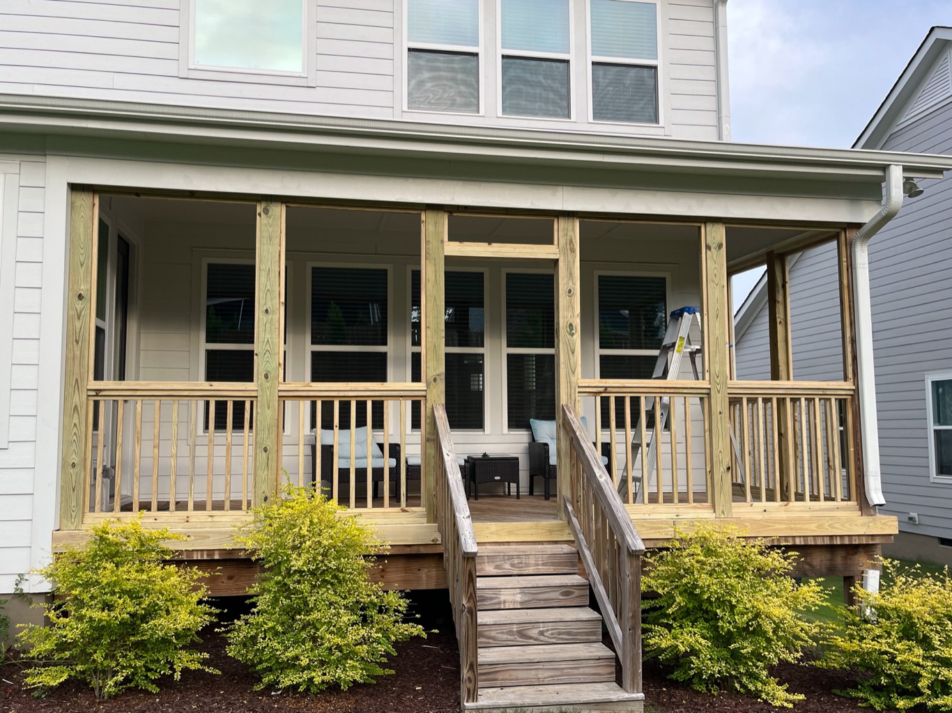 A Porch, Screened In, photo 3